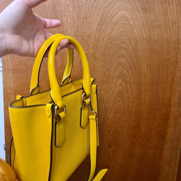 Michael kors purse - Picture 6 of 6